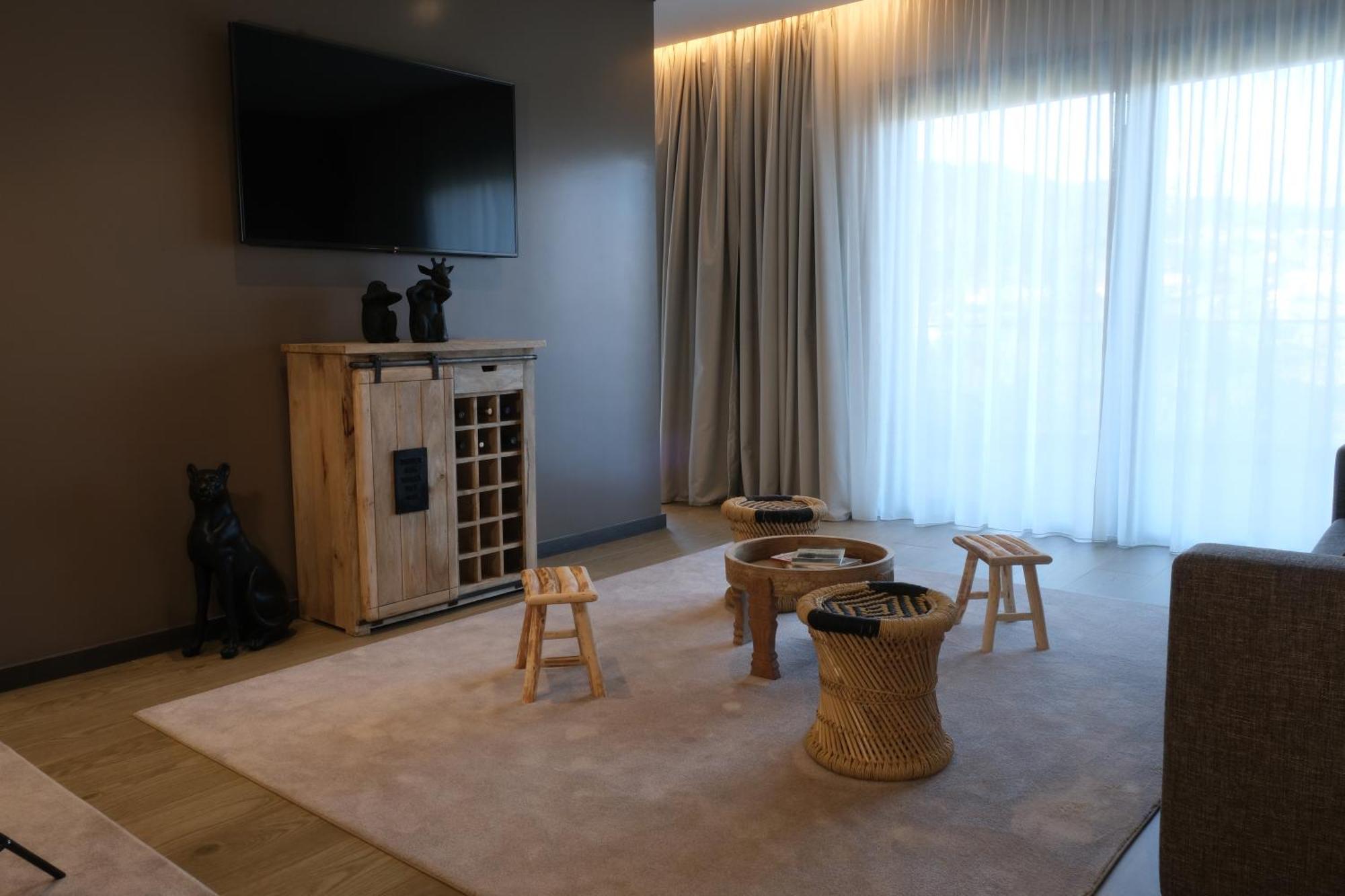 Mw Douro Wine & Spa 산타마르타드페네구아 외부 사진 A living room at the hotel
